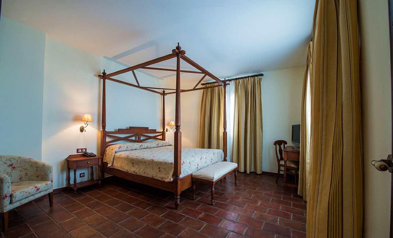 Hospedium Hotel Cortijo Santa Cruz Villanueva De La Serena Luaran gambar